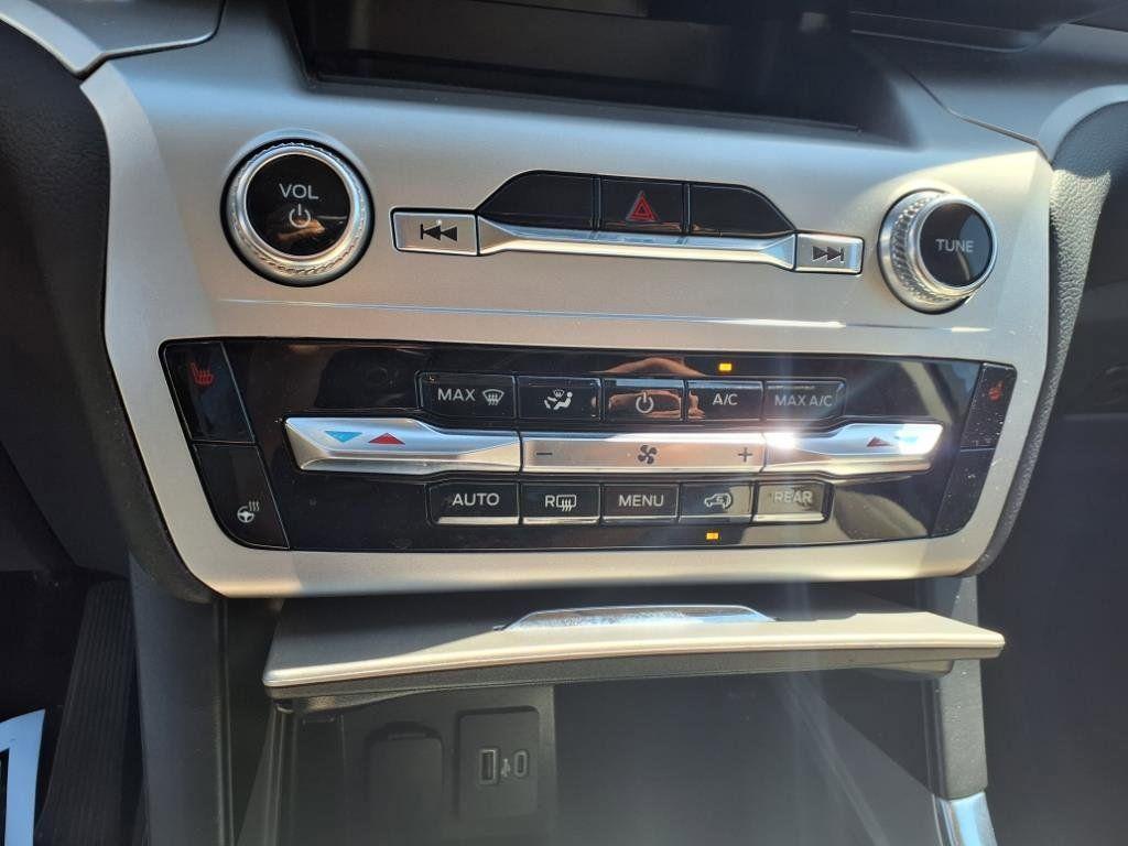 used 2022 Ford Explorer car, priced at $28,000