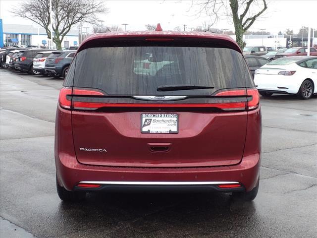 used 2021 Chrysler Pacifica car, priced at $27,400