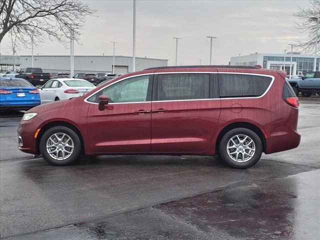 used 2021 Chrysler Pacifica car, priced at $27,400