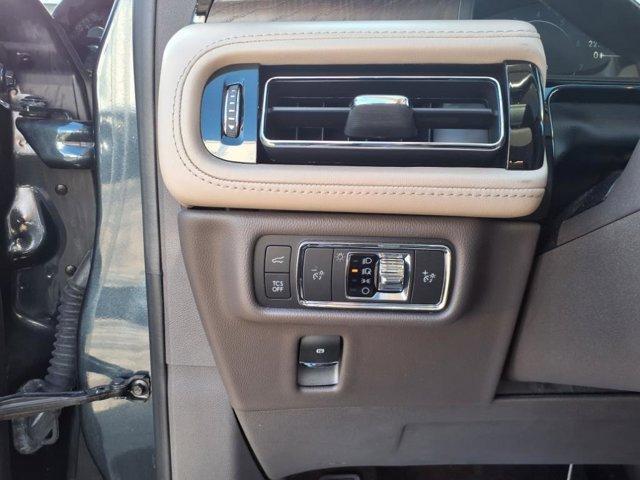 used 2022 Lincoln Nautilus car, priced at $37,350