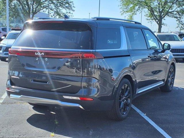 used 2024 Kia Carnival car, priced at $42,787