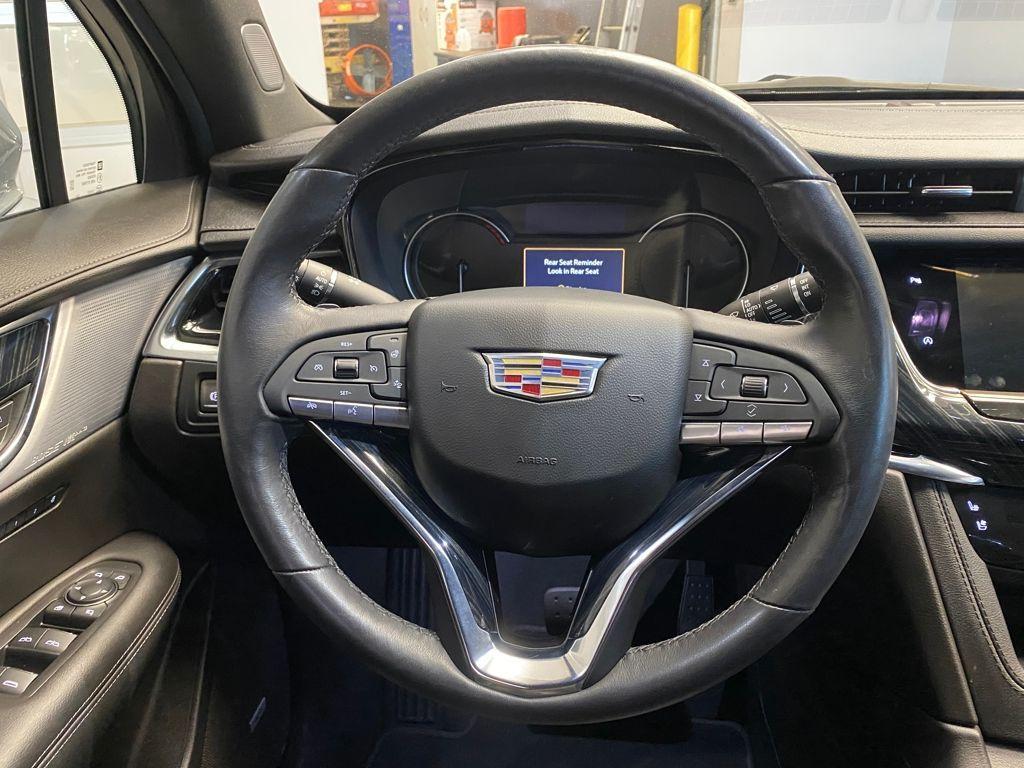used 2023 Cadillac XT6 car, priced at $36,800