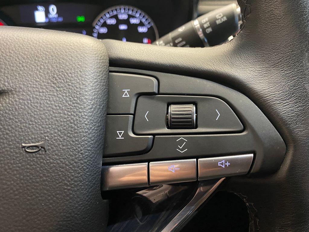 used 2023 Cadillac XT6 car, priced at $36,800