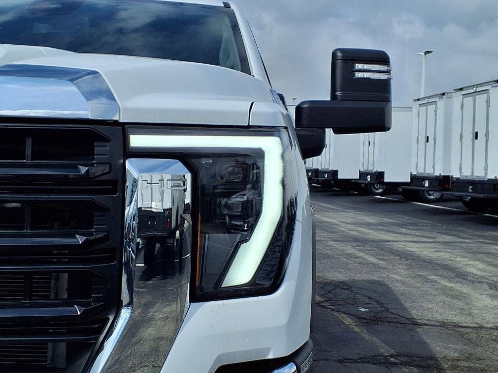 new 2025 GMC Sierra 2500 car, priced at $65,424