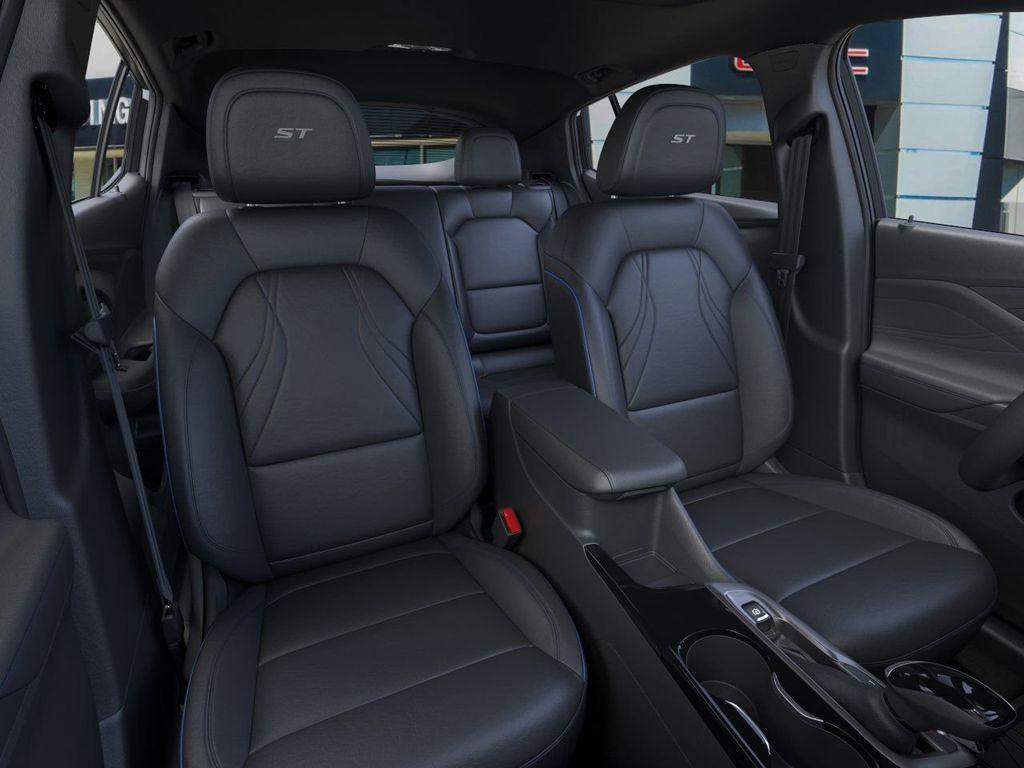 new 2025 Buick Envista car, priced at $28,000