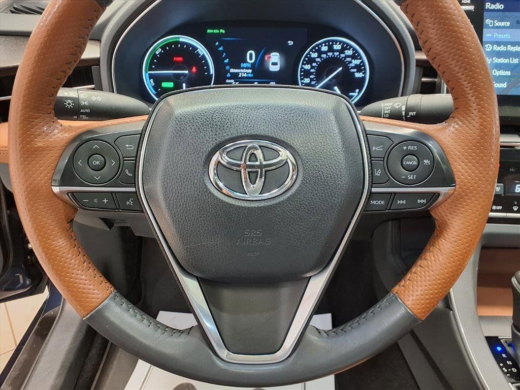 used 2019 Toyota Avalon Hybrid car, priced at $31,000