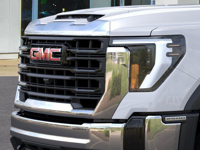 new 2024 GMC Sierra 2500 car, priced at $58,053