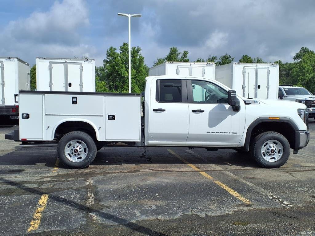 new 2025 GMC Sierra 2500 car, priced at $78,555