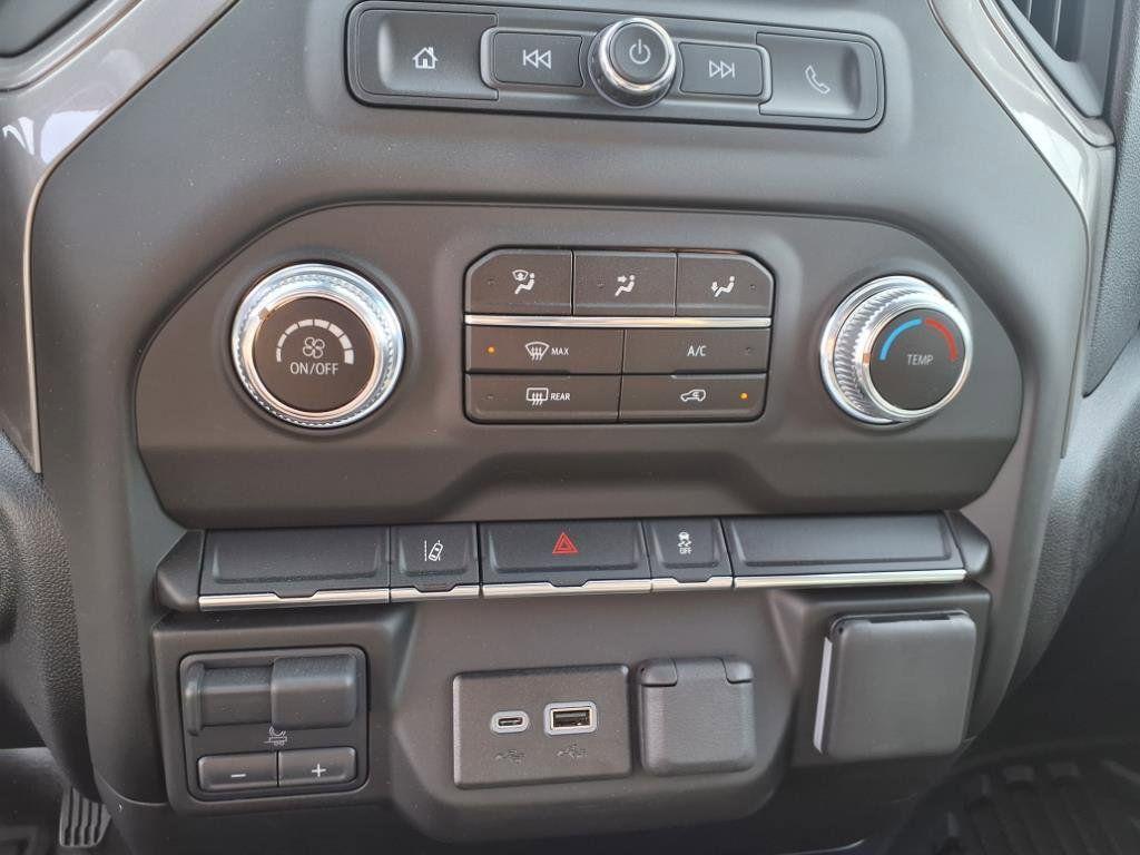 new 2025 GMC Sierra 2500 car, priced at $78,555