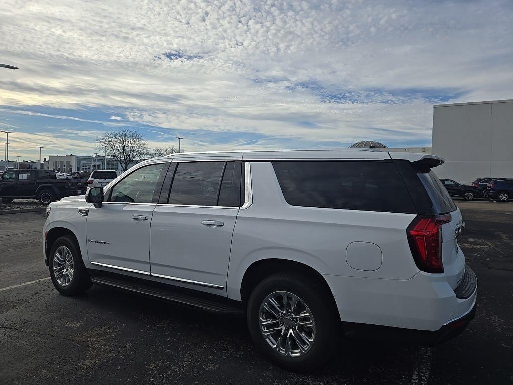 used 2024 GMC Yukon XL car, priced at $62,500