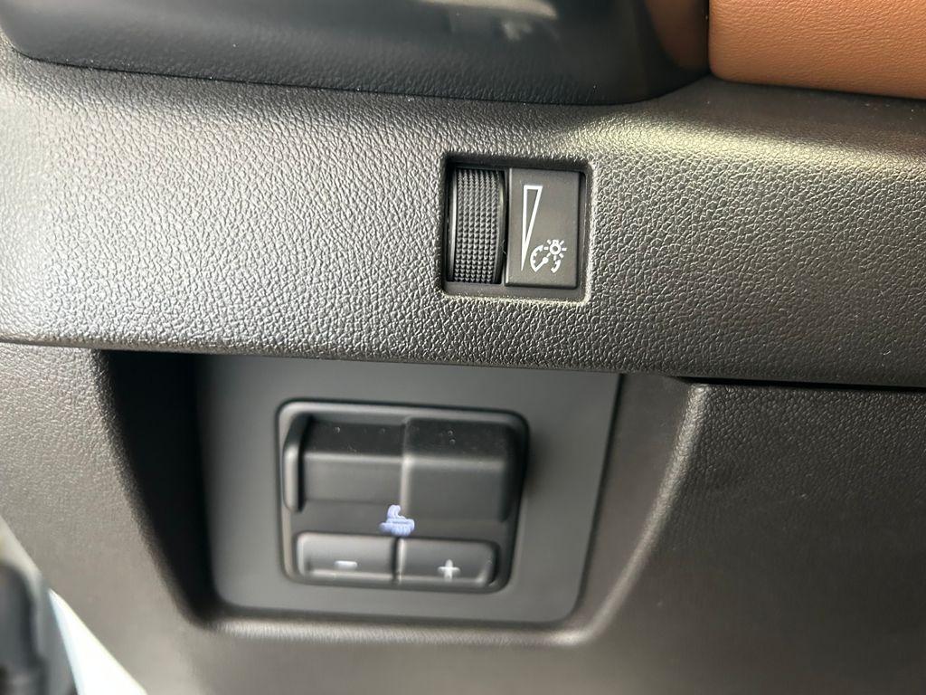 used 2024 GMC Canyon car, priced at $42,400