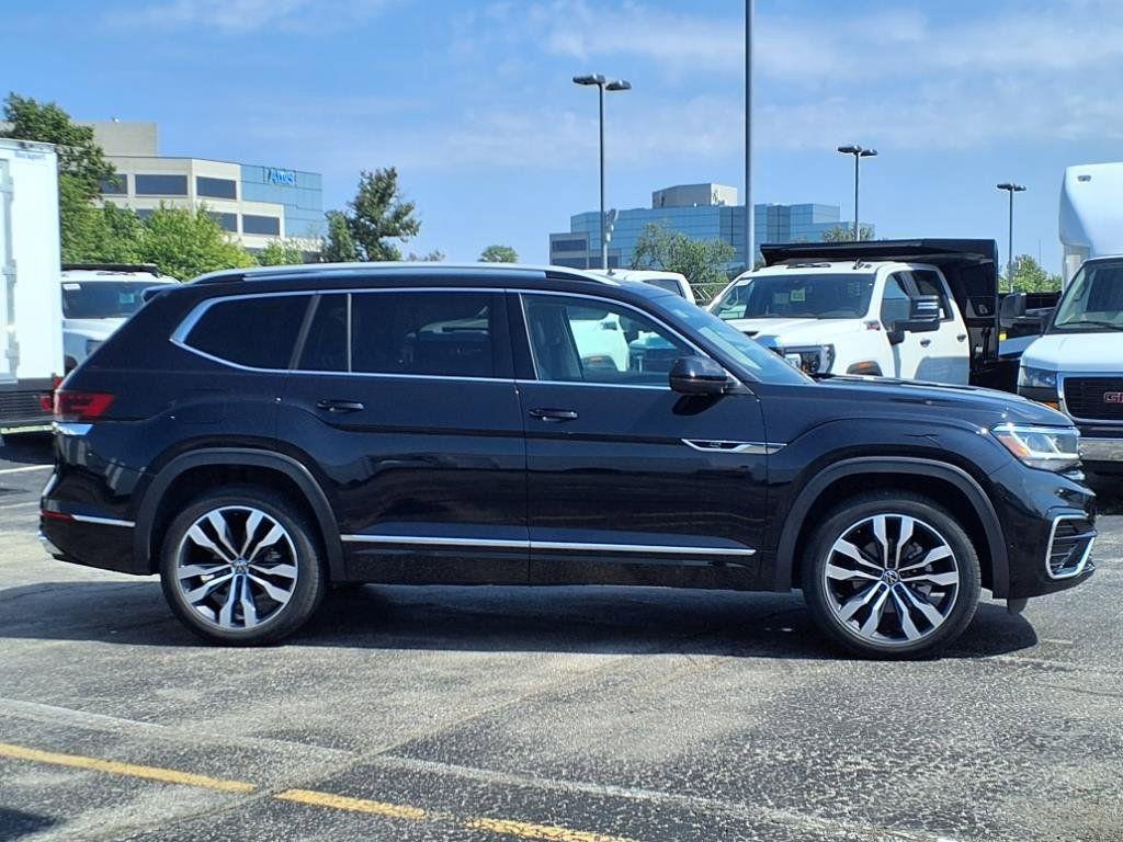 used 2022 Volkswagen Atlas car, priced at $32,300