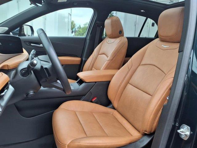 used 2024 Cadillac XT4 car, priced at $38,500