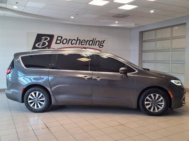 used 2021 Chrysler Pacifica Hybrid car, priced at $21,500