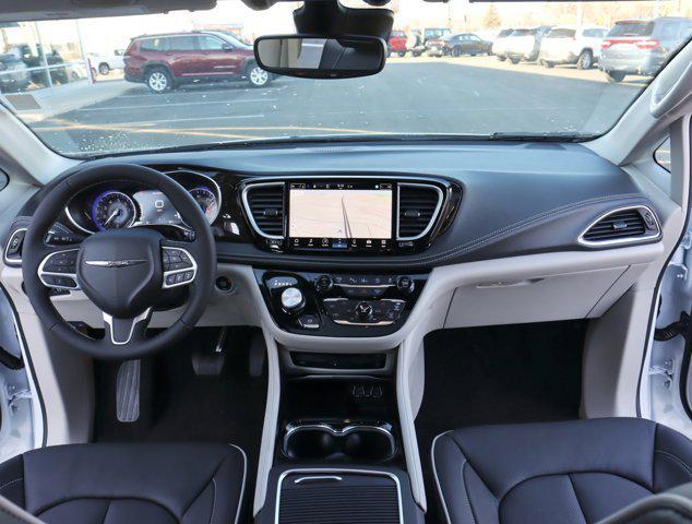 new 2024 Chrysler Pacifica car, priced at $51,125