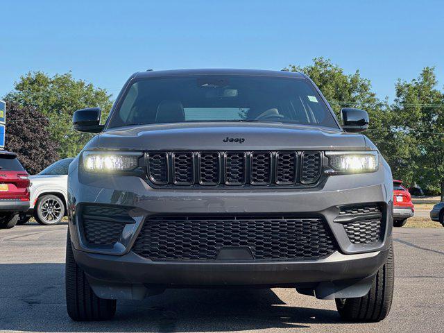 new 2024 Jeep Grand Cherokee car, priced at $47,997