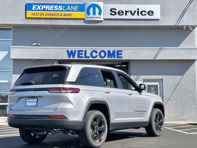 new 2025 Jeep Grand Cherokee car, priced at $46,518