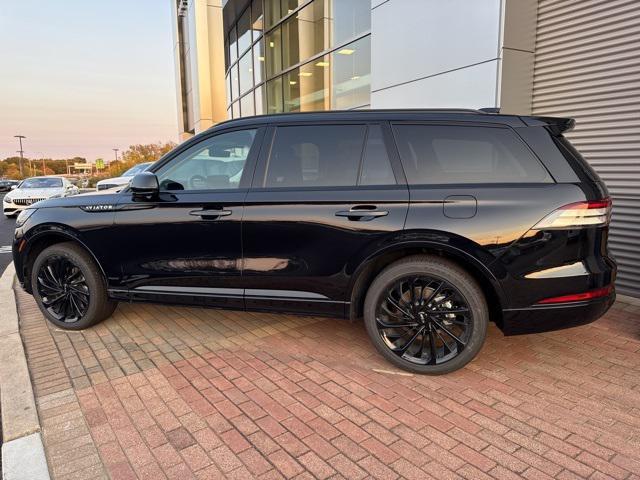 new 2025 Lincoln Aviator car, priced at $78,900