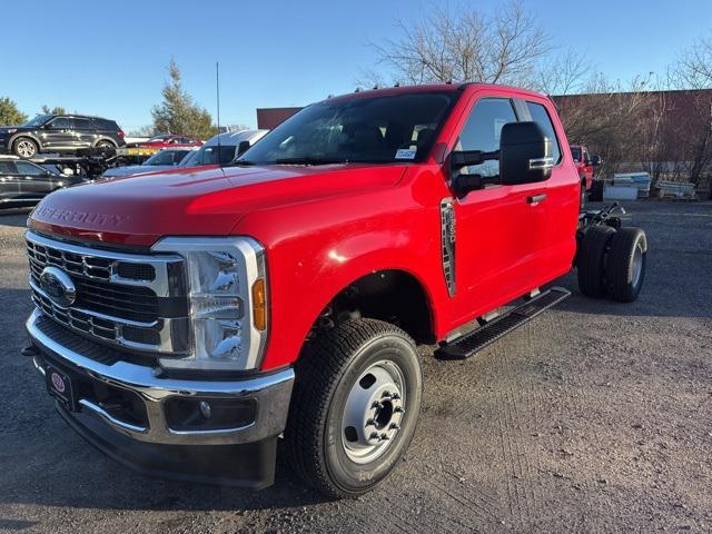 new 2024 Ford F-350 car, priced at $58,430