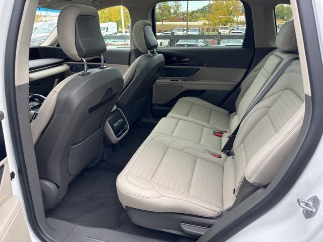 new 2024 Lincoln Nautilus car, priced at $61,539