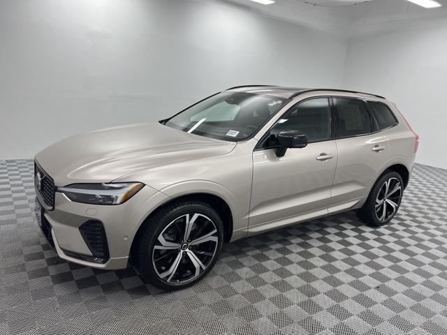 used 2023 Volvo XC60 car, priced at $42,900