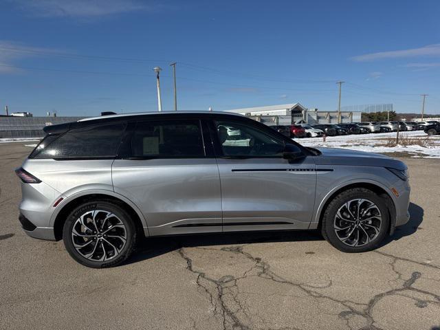 new 2025 Lincoln Nautilus car, priced at $61,205