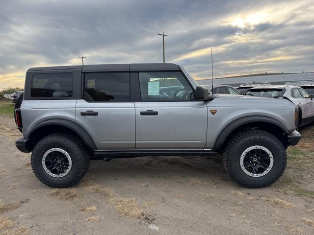 new 2024 Ford Bronco car, priced at $59,161