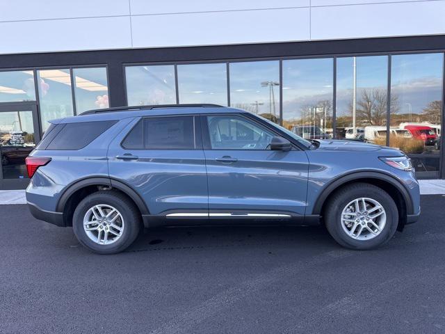 new 2025 Ford Explorer car, priced at $40,565