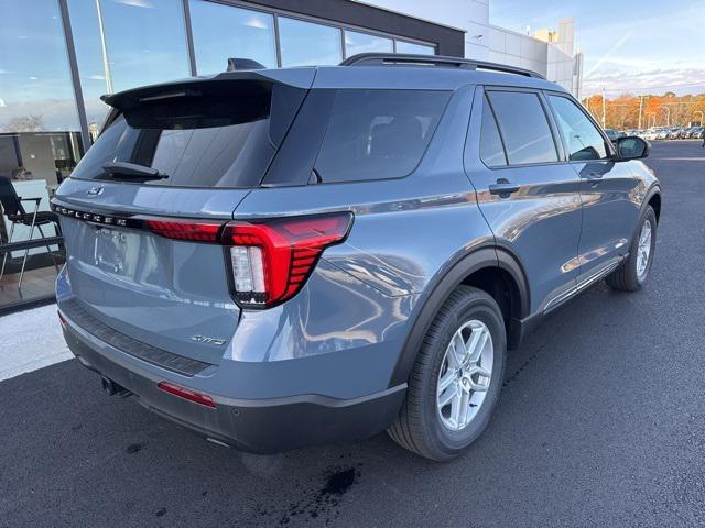 new 2025 Ford Explorer car, priced at $40,565