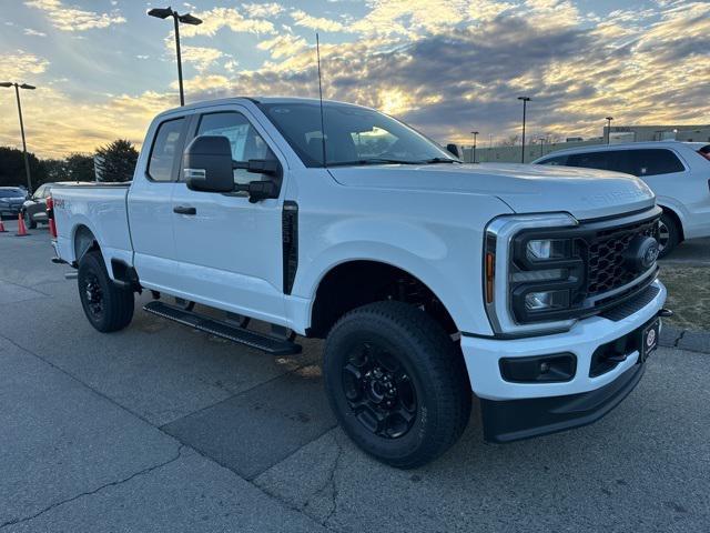 new 2024 Ford F-250 car, priced at $55,980