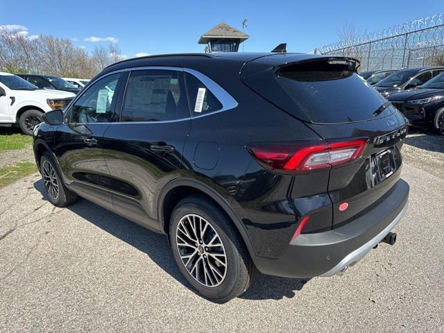 new 2024 Ford Escape car, priced at $39,428