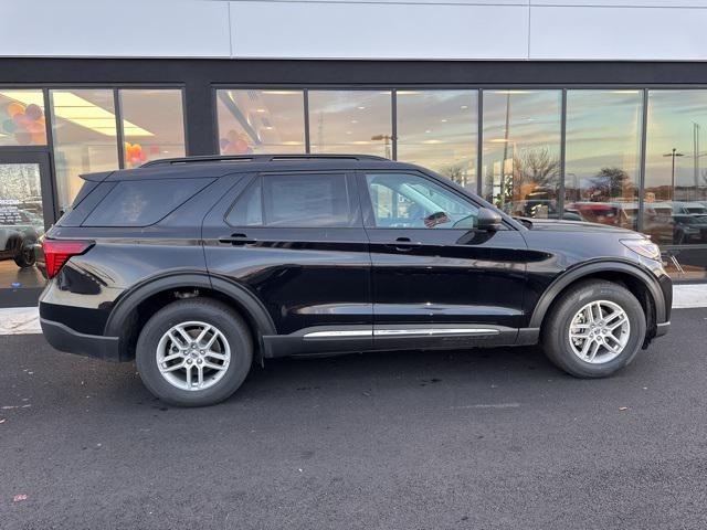 new 2025 Ford Explorer car, priced at $40,417