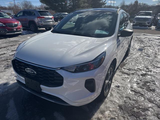 used 2023 Ford Escape car, priced at $26,900