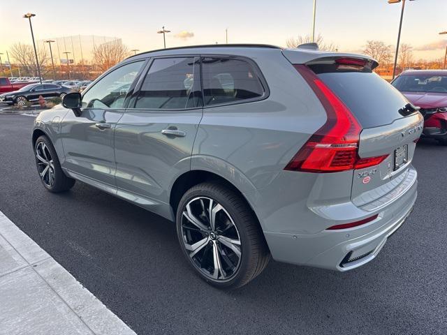 new 2025 Volvo XC60 Plug-In Hybrid car, priced at $66,985