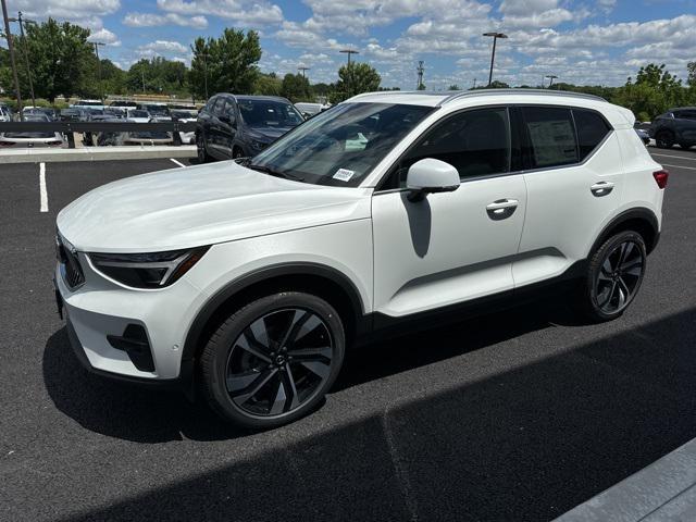 new 2024 Volvo XC40 car, priced at $46,862