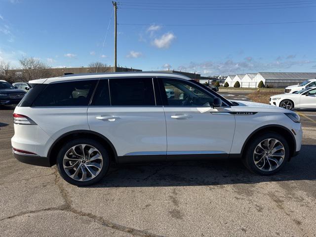 new 2025 Lincoln Aviator car, priced at $70,196