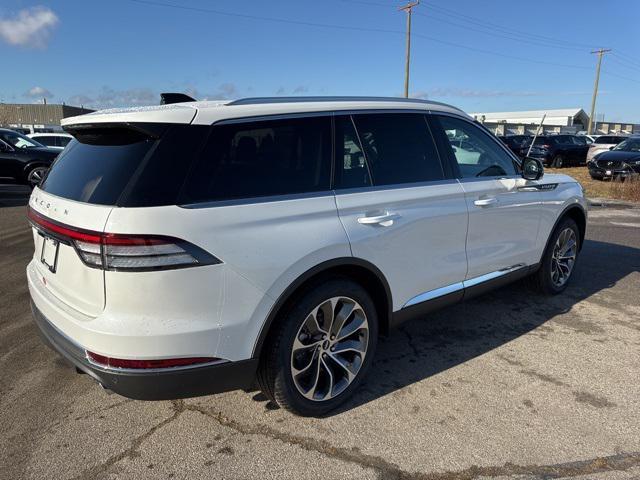 new 2025 Lincoln Aviator car, priced at $70,196