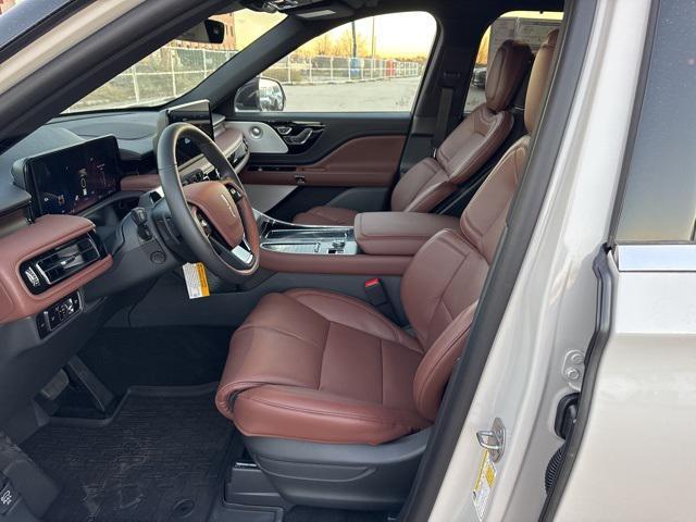 new 2025 Lincoln Aviator car, priced at $80,410