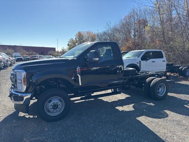 new 2024 Ford F-350 car, priced at $56,900