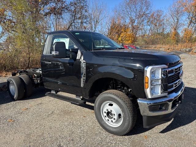 new 2024 Ford F-350 car, priced at $56,900