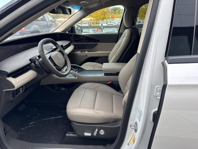 new 2024 Lincoln Nautilus car, priced at $58,147