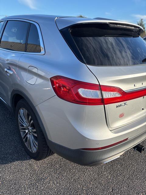 used 2016 Lincoln MKX car, priced at $13,900