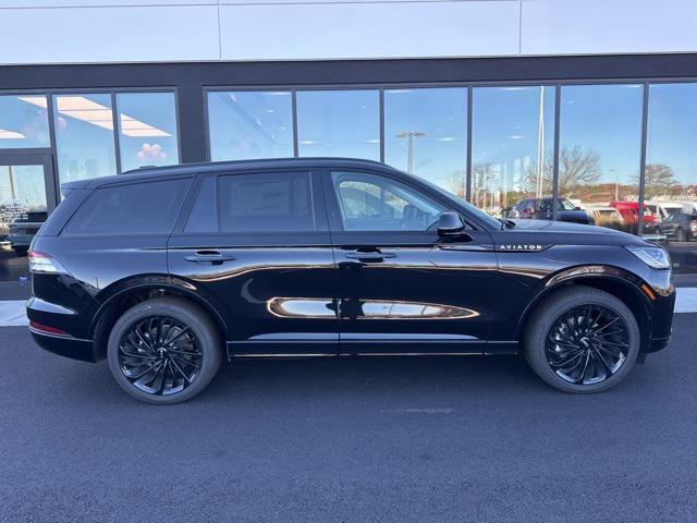 new 2025 Lincoln Aviator car, priced at $81,400