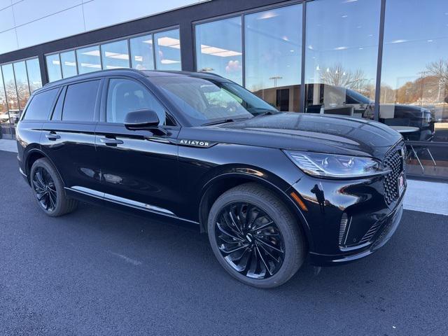 new 2025 Lincoln Aviator car, priced at $81,400