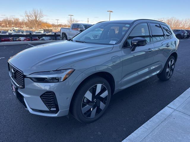 new 2025 Volvo XC60 Plug-In Hybrid car, priced at $63,235