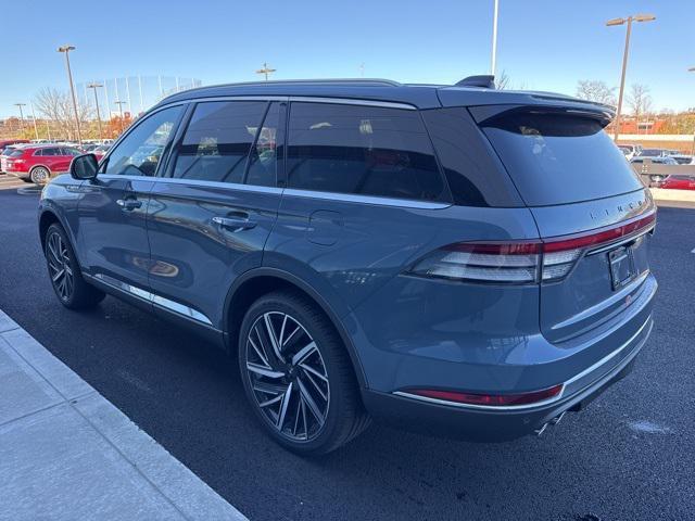 new 2025 Lincoln Aviator car, priced at $80,410