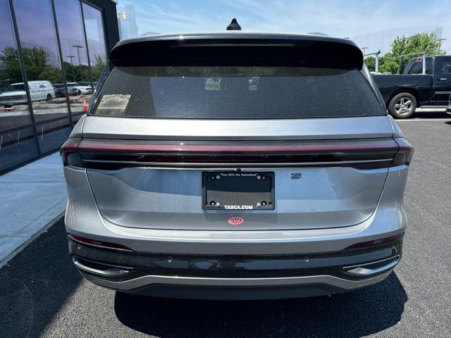 new 2024 Lincoln Nautilus car, priced at $59,337