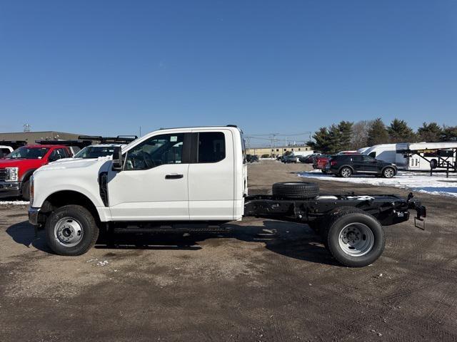 new 2024 Ford F-350 car, priced at $58,430