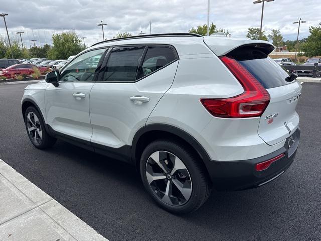 new 2025 Volvo XC40 car, priced at $45,315