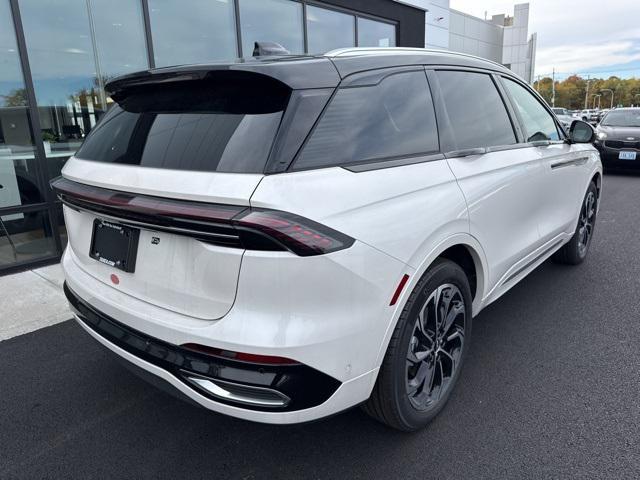 new 2024 Lincoln Nautilus car, priced at $62,083